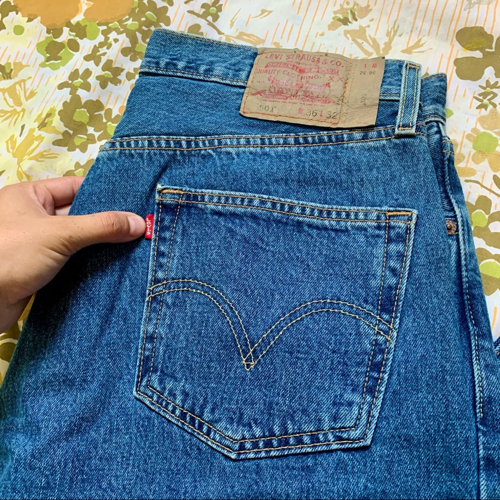 VINTAGE LEVI 501 DENIM